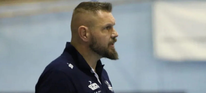 Польша. Роберт Лис продолжит руководить "Азотами" в следующем сезоне. Также контракт с клубом продлил Рафал Пшибыльски