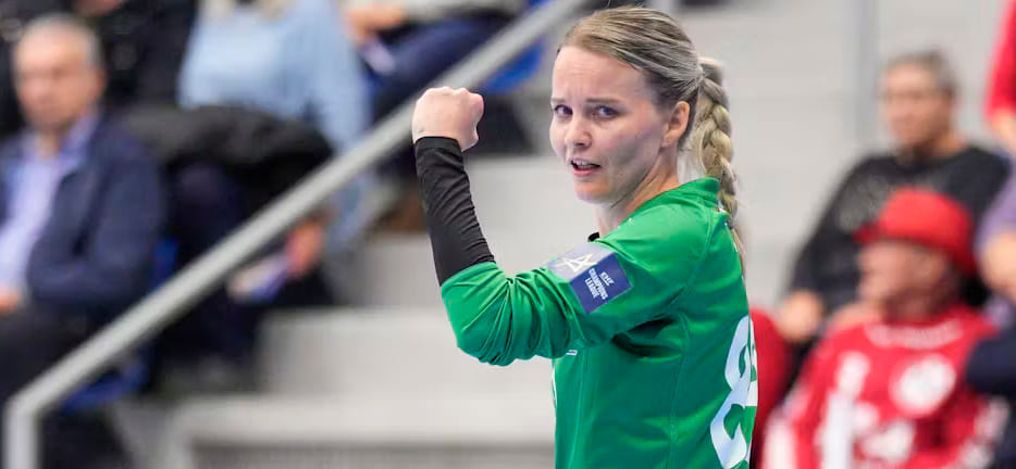 Вратарь венгерского "Дьёра" и сборной Дании Сандра Тофт пропустит следующий сезон из-за беременности