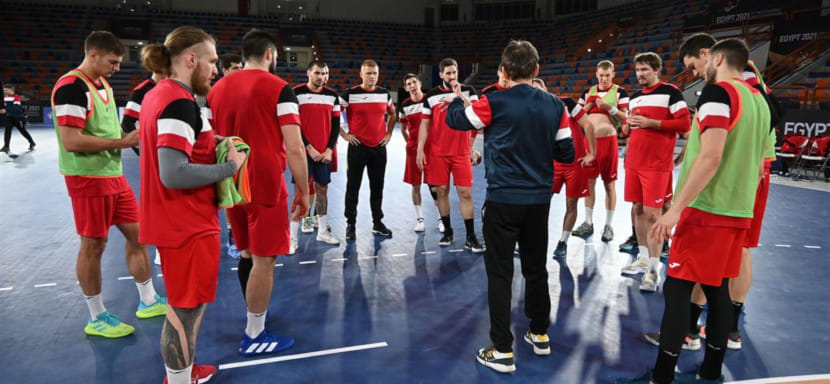 ЧЕ-2022. Сборная России начнет подготовку к матчам с чехами в среду. На сбор в Новогорске приглашен двадцать один гандболист