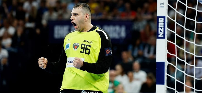 Европейская лига. Голкипер "Берлина" Деян Милосавлев — автор лучшего сейва в "финале четырёх" (ВИДЕО)