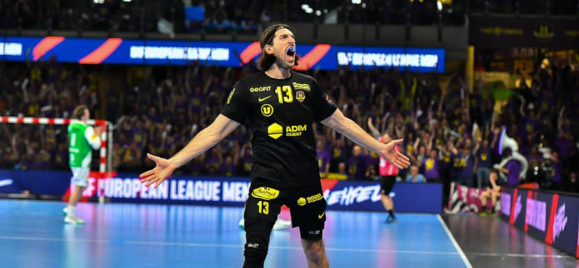 Официально: правый полусредний сборной Франции Жюльен Бос летом 2026 года станет игроком польского "Кельце"