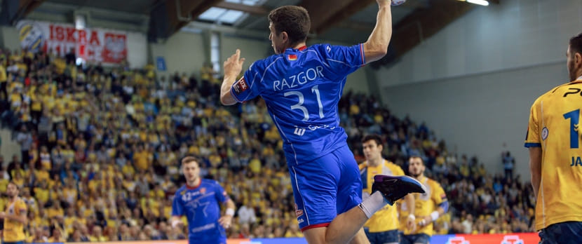 Лига чемпионов. Известны составы на матч “Порту” и “Мешков Брест”. У брестчан вернулся Симон Разгор, у "Порту" вне состава Руи Силва