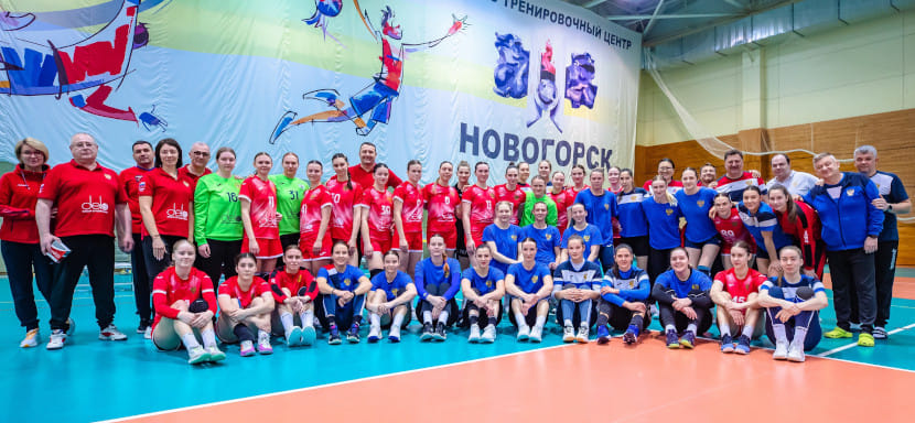 Товарищеская игра. Женская сборная России почти с двукратной разницей в счёте разгромила "молодёжку"