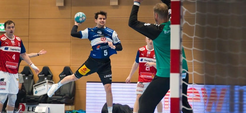 Бундеслига. "Айзенах" продлил контракты с правым полусредним Филипом Мейером и левым крайним Тимоти Райхмутом