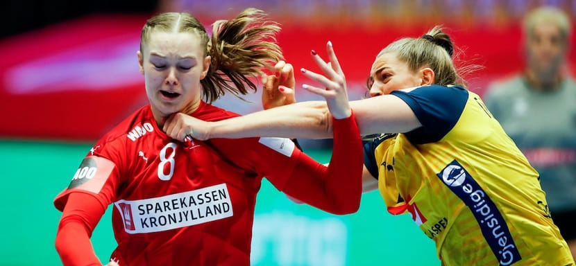 ЧЕ-2020. Сборная Дании обыграла команду Швеции. В группе I на две путевки в полуфинал теперь претендуют три команды