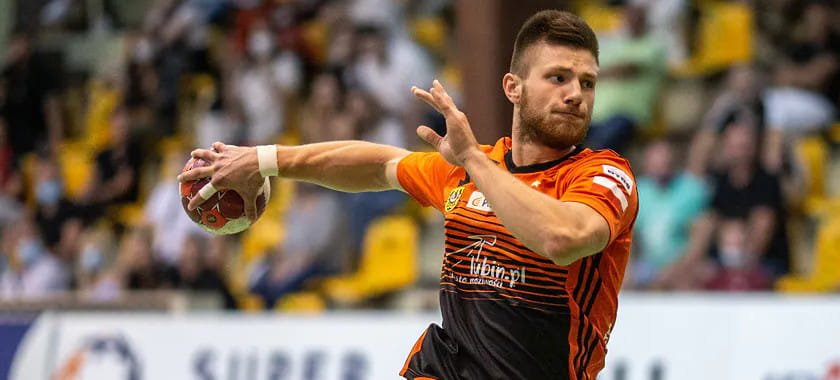 Польша. Левый крайний "Заглембе" Марцел Срочик в межсезонье станет одноклубником россиян Житникова и Косоротова по "Висле"