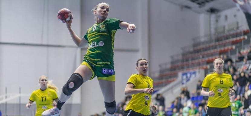 Olimpbet Суперлига. Капитан краснодарской "Кубани" Яна Савинова преодолела рубеж в 800 голов за клуб