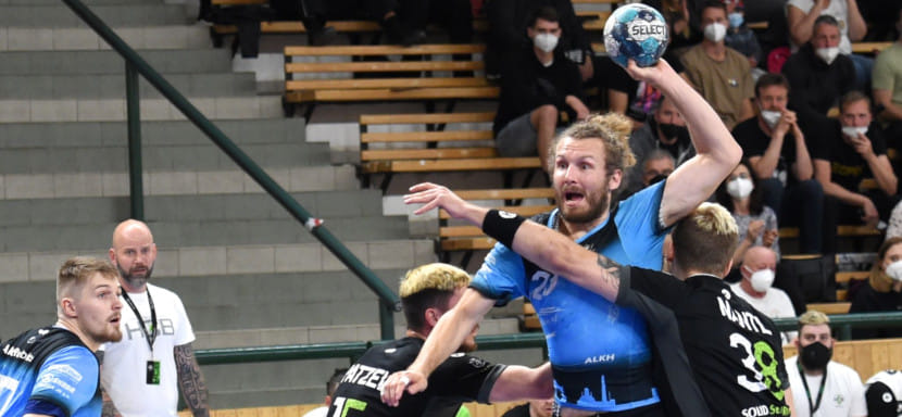 Чехия. "Пльзень" в пятом решающем матче обыграл "Карвину" Юрия Громыко и стал чемпионом страны. У женщин титул у "Баника Моста"