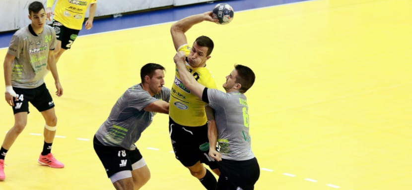 Венгрия. Голевые свершения Виктора Мельничука не помогли "Комло" обыграть "Дьендьеш" в единственном матче игрового дня