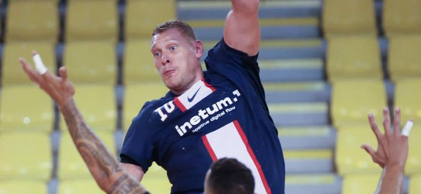 Трансферный слух. Латвийский полусредний Дайнис Криштопанс и правый крайний из Испании Ферран Соле могут перейти в "Пик"