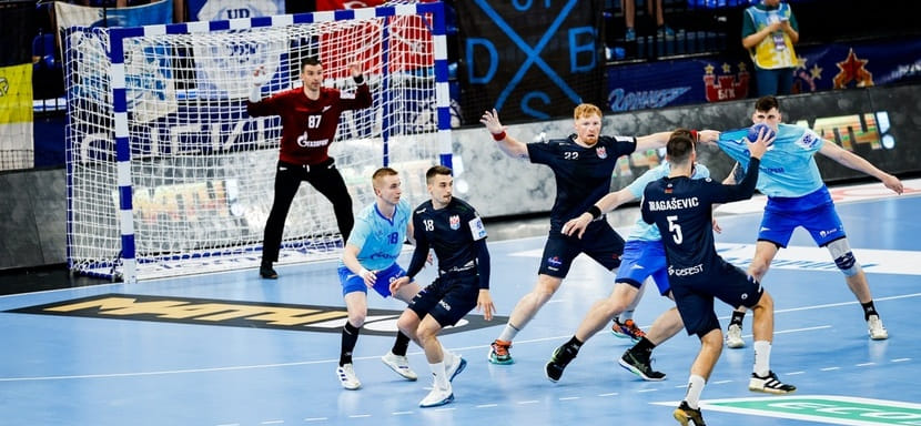 Qozoqning lesbiyan qizlari