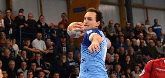 Франция. Игрок "Шартра" Робен Молинье дисквалифицирован до конца сезона за неприличный жест в адрес VIP-трибуны