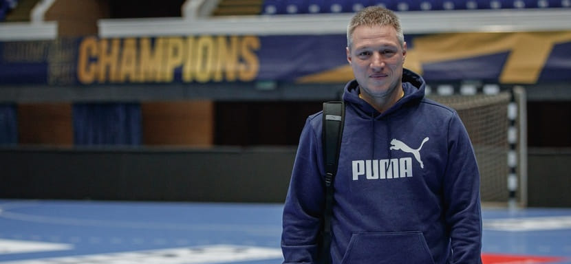 Роман Ляшенко: "На трибунах собралось много зрителей, которые шумно поддерживали китаянок. Девчонки немного разволновались"