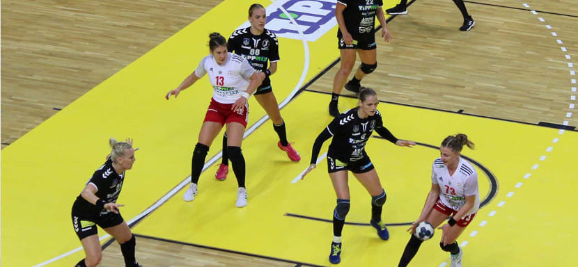 Венгрия. В заключительных матчах второго тура женского чемпионата победы одержали "Кишварда", "Дебрецен", МТК и "Дунауйварош"