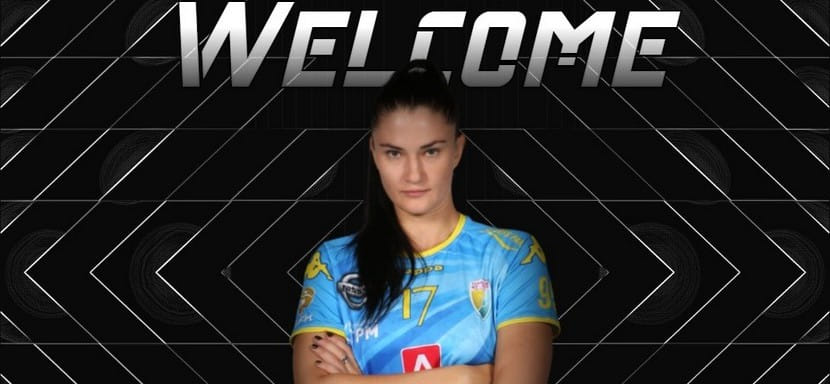 Греческий ПАОК Ренаты Каюмовой пополнился еще одной россиянкой. Это чемпионка мира-2009 линейная Екатерина Веткова