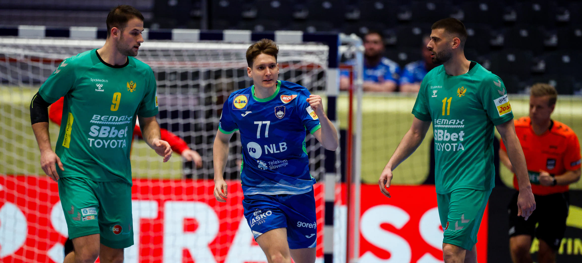 День открытых ворот в балканском дерби, лёгкие победы Португалии и Исландии. ЧЕ-2026 набирает ход