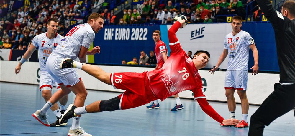 Olimpbet Суперлига. Радомир Врачевич: "Для меня было честью играть рядом с такими мастерами, как Шишкарёв, Житников, Сорока"