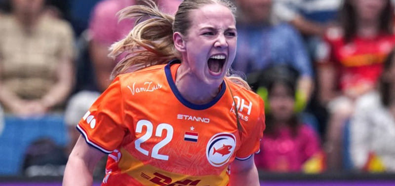 Левая крайняя сборной Нидерландов Зоэ Спренгерс пропустит Олимпиаду в Париже из-за травмы бедра