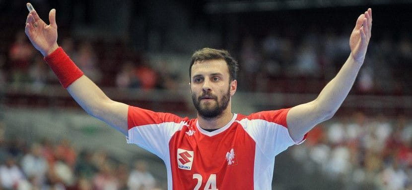 Разыгрывающий терпевшего финансовое бедствие "Квидзыня" и сборной Польши Михал Поточны продолжит карьеру в норвежском "Кристиансанде"