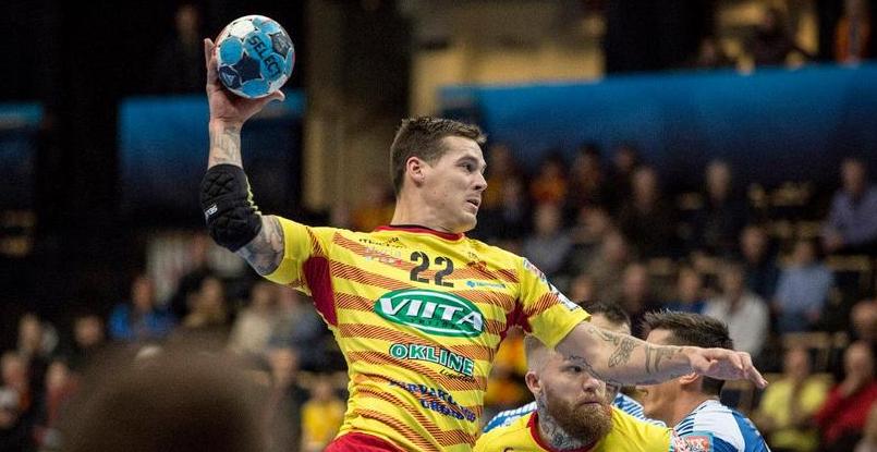 Левый полусредний "Кокса" Нико Реннберг продлил контракт с клубом