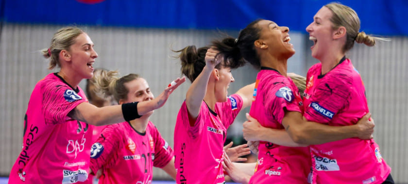 Норвегия. "Кристиансанд" Анны Вяхиревой обыграл "Сторхамар" во втором матче финальной серии и стал чемпионом страны в 7-й раз подряд