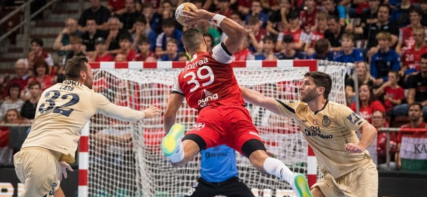 Венгрия. Разыгрывающий сборной Египта Ехия Эльдераа ещё один игрок, который продлил контракт с "Веспремом"