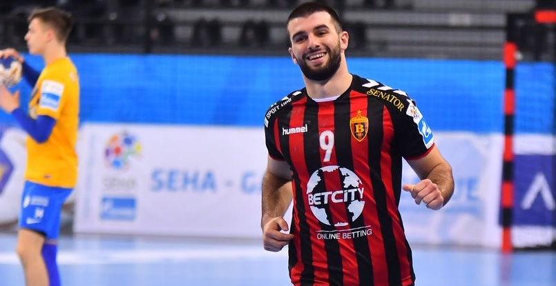 Балканы. Правый крайний сборной Северной Македонии Мартин Поповски покинул "Вардар"