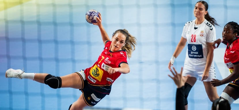 Сборная Испании стала первым финалистом чемпионата Европы среди девушек не старше 19 лет