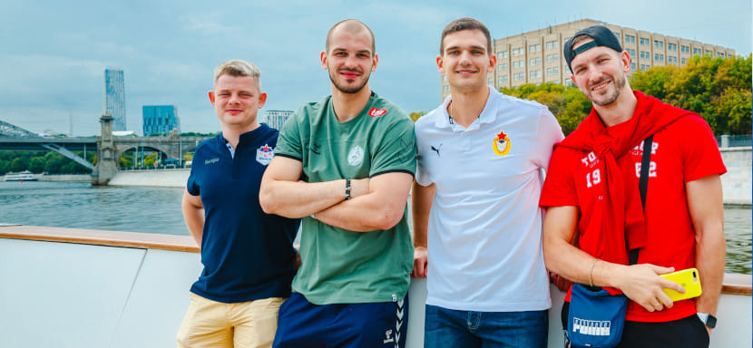 "Кубок "Матч ТВ". По завершении турнира всем участникам организовали путешествие по Москве-реке (ФОТО)