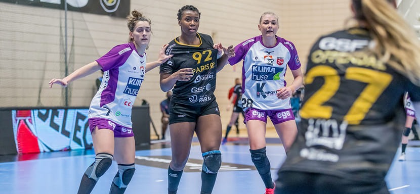 Франция. 19-летняя линейная Аджа Уаттара продлила контракт с "Пари-92"