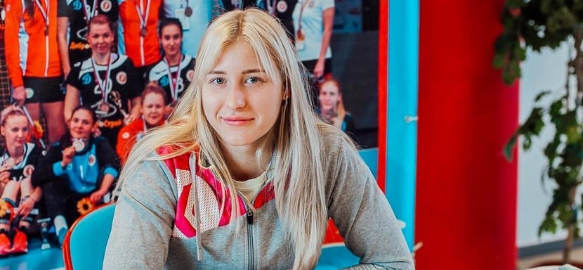 Суперлига. Валентина Дегтярева: "Для вратаря очень важна концентрация, нужно много думать, где выйти, где задвинуться, где сместиться"