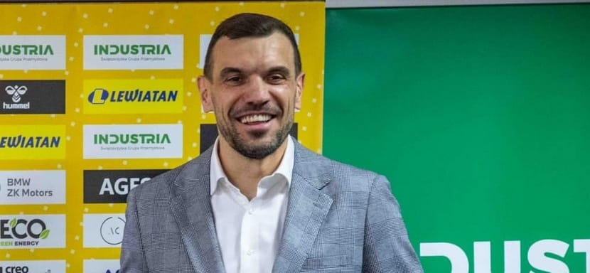 В конце августа 2026 года Михал Юрецки покинет пост спортивного директора польского "Кельце"