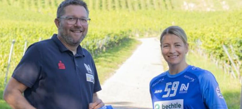 Капитан сборной Германии Антье Дёлль продолжит карьеру в "Неккарзульме". Она — пятый игрок, покинувший "Людвигсбург"