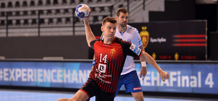 Балканы. Источник: польский левый крайний Ян Чувара продолжит защищать цвета северомакедонского "Вардара"