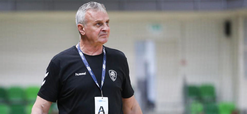 Экс-рулевой "Звезды", олимпийский чемпион-1984 Здравко Зовко будет помогать тренерскому штабу венгерского клуба "Козармишлень" (Д2)