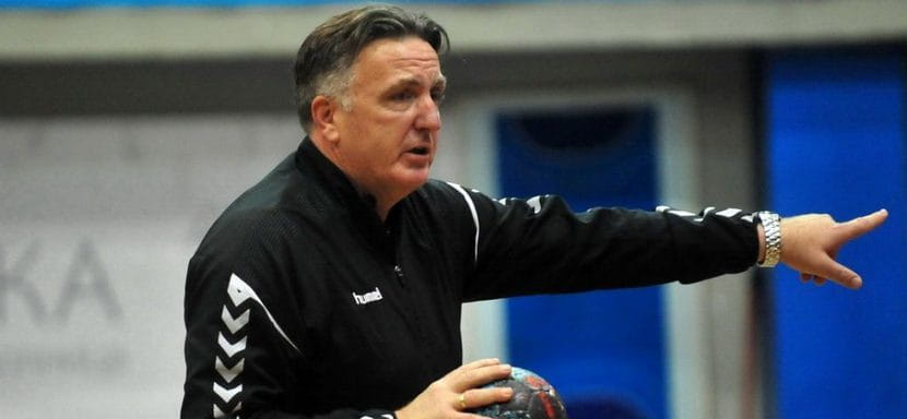 Черногорский специалист Зоран Кастратович возглавил аравийский "Аль-Мудхар" и вскоре выступит с командой на Super Globe