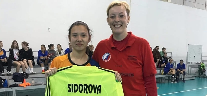 Серебряный призёр Олимпийских игр в составе сборной России Мария Сидорова стала гостем гандбольного лагеря "Школа чемпионов"