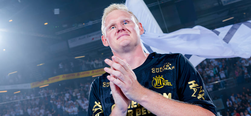 Состоялся прощальный матч 36-летнего экс-линейного "Киля" и сборной Германии Патрика Винчека (ФОТО)