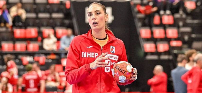 "Байя-Маре" летом пополнится вратарём Иваной Капитанович и правой полусредней Сейнабу Мбенге