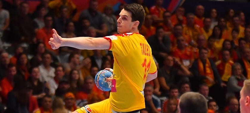 Левый полусредний Филип Талески может стать одноклубником Дмитрия Житникова по "Татабанье". После ухода из "Вардара" македонец без клуба