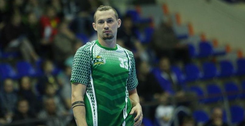 Суперлига. Новичок "Динамо-Виктора" Олег Кривенко: "Приятно удивило, с каким желанием ребята тренируются. Здесь все совершенно другое"