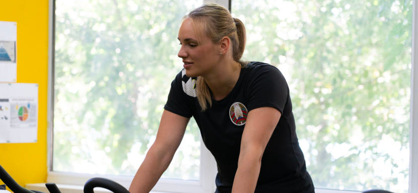 "Вместе живут, вместе едят — как в армии". Новичок "Ростова" Валерия Гутова — про год в Южной Корее