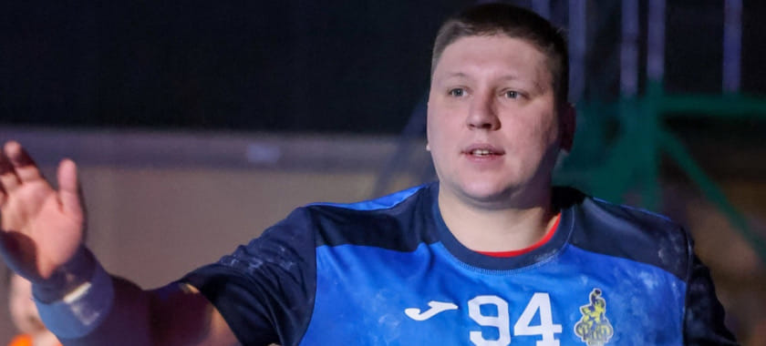 Olimpbet Суперлига. Омский "Скиф" объявил о расставании с линейным Денисом Янковским. Белорус — лучший бомбардир команды в сезоне