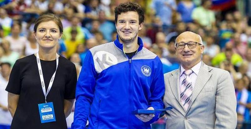 Бундеслига. Линейный Йозуа Тиле остается в "Ганновере"