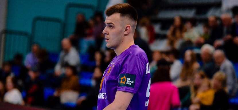 Olimpbet Суперлига. Белорусский левый полусредний Андрей Климовец покинул "Чеховские медведи". Игрок возвращается в "Мотор"