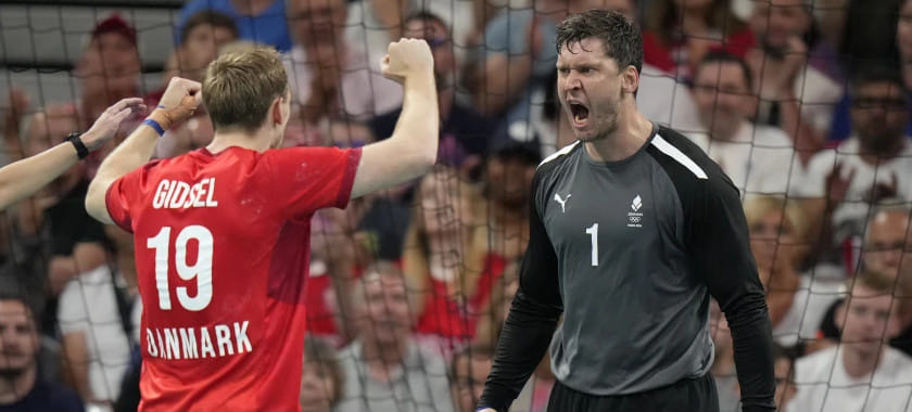 Больше сборной Дании в матче плей-офф олимпийского турнира забрасывала только команда Франции. Самая крупная победа тоже у "трёхцветных"