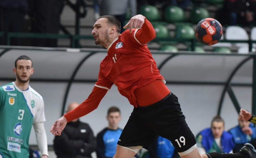 Балканы. Полусредний "Струги" Жарко Баряктаревич о гандболе в Македонии: "Условия тренировок немного хуже, чем в Сербии, в большинстве залов нет отопления"