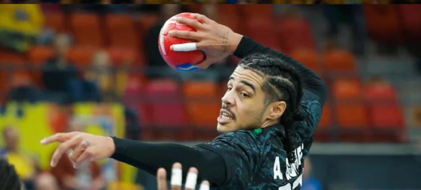 ЧМ-2023. Сборная Швеции обыграла команду Португалии, уступая после первого тайма. Вместе со шведами в 1/4 финала вышли венгры