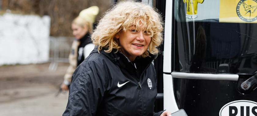 Россия. Татьяна Березняк: "На концерт Аллы Пугачевой во Дворце спорта нам предоставляли места в первых рядах"