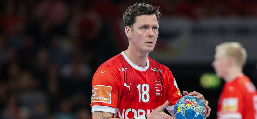 Мужская сборная Дании начала подготовку к Олимпийским играм без ветерана Ханса Линдберга